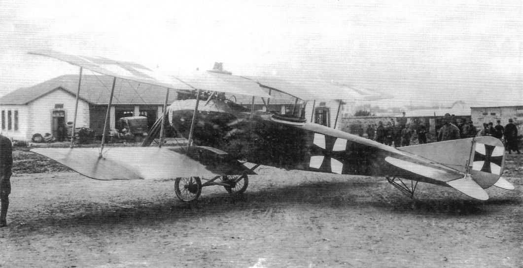 Самолёт альбатрос германия первая мировая. Германские истребители роланд первой мировой войны. Lfg roland c. I. Av-8 harrier ii.