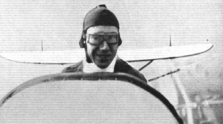 Curtiss R / R-2A